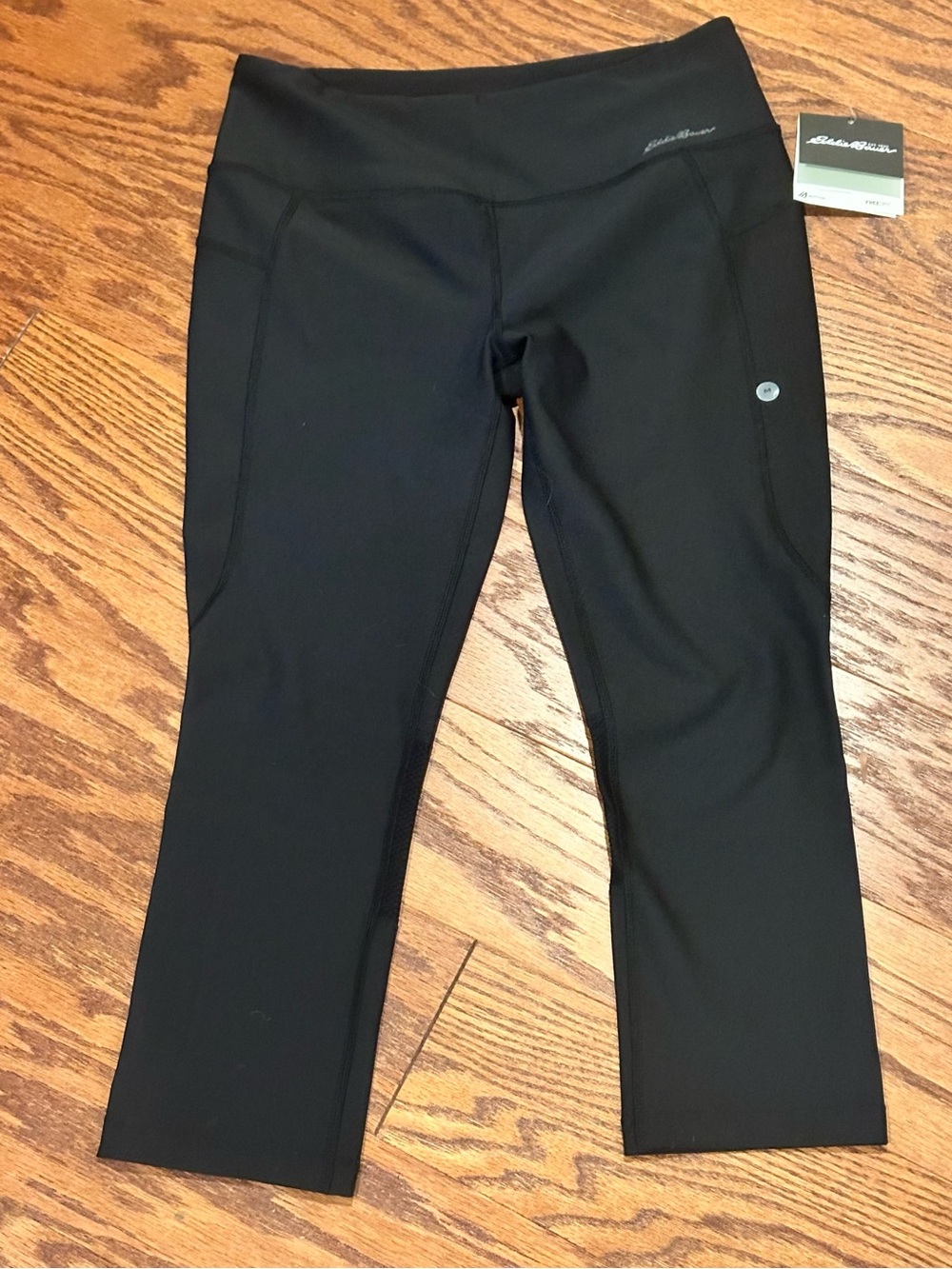 NWT Eddie Bauer Workout Tights, Capri, Size M